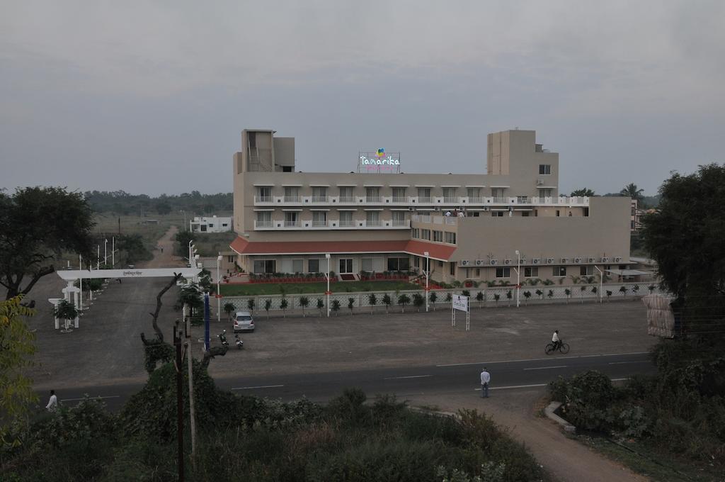 Tanarika Resort Bhusāwal Exterior foto